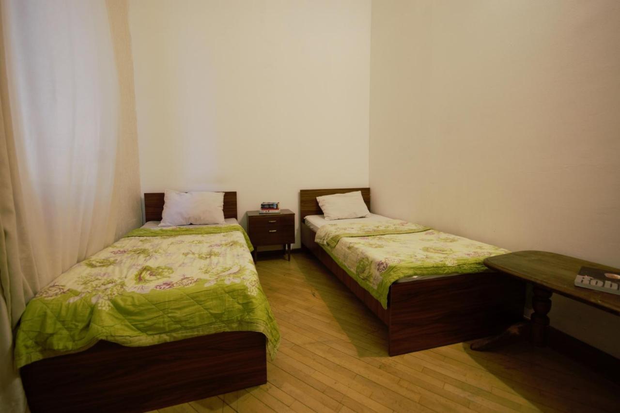 Backpackers Hostel Tiflis Exterior foto